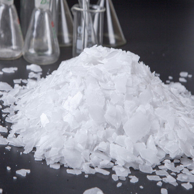 25 kg/sacco Cas n. 1310 73 2 Flakes di soda caustica Idrossido di sodio per additivi alimentari